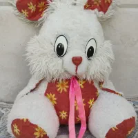عروسک خرگوشی بزرگ معاوضه با گل آپارتمانی