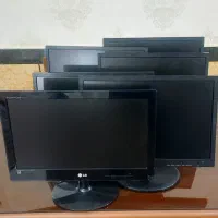 هشت عدد مانیتور 19 اینچ سالم همراه با کابل برق