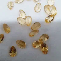 سیترین خوش تراش اصل۲۹ عدد کوچک و۱عدد بزرگ