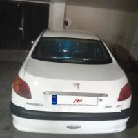 پژو ۲۰۶ صندوقدار