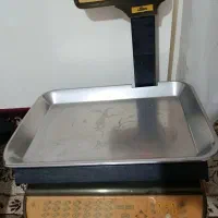 ترازو مهک قدیمی  یکسال کارکرد  در حد نو