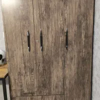 کمدMDF سالم و قهوه‌ای