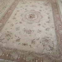 دو عدد فرش ۹ متری و تعدادی قالیچه و گلیم در حد نو