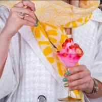 قیفی ،انفجار طعم     ( کافه بستنی پاندا)