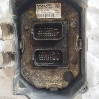 برد چراغ کامیون کشنده ولو fh500