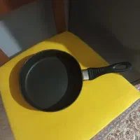 ماهی تابه تک دسته