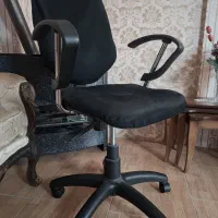 صندلی اداری کارکرده سالم