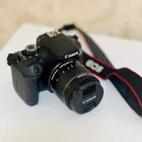 دوربین در حد نو کنون 800D