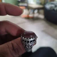 انگشتر نقره عقیق سلیمانی سه پوست کلاه دار