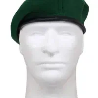 کلاه بره کلاه کج