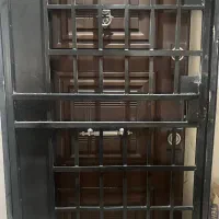 درب ضد سرقت بهمراه حفاظ آهنی