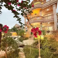 کاخ ویلای ۴۰۰متری مخصوص خاص پسندا تو دل جنگل