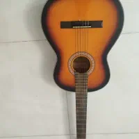 فروش گیتار در حد نو