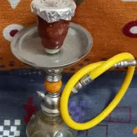 قلیون ومقداری وسایل شخصی