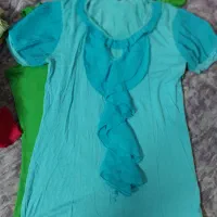 لباس بزرگسال و از تاپ ورزشی تا بچه برا ۵تا۶ ساا