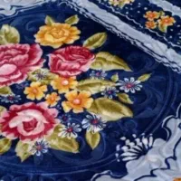 چیدن علف باغ در تقاب