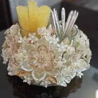 گل و گلدان