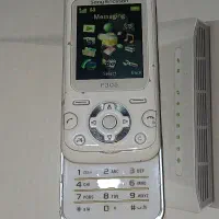 گوشی‌سونی‌اریکسونF305