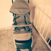 کالسکه تاشو در حد