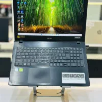 لپتاپ مهندسی گرافیک مجزا 8 هارد ssd  هشت هسته