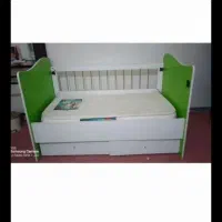 تخت نوزاد درحدنو
