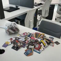 به همکار جهت جمع آوری کارت ویزیت فروشگاه نیازمندیم