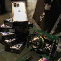 ۱۳پرو 13pro نقداقساطبدونچکوضامن تحویل آنی