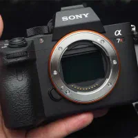 دوربین Sony A7r iii با لنز سونی