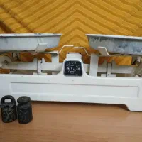 ترازو قدیمی ارج ۱۰ کیلویی کفه دار (قیمت توافقی)