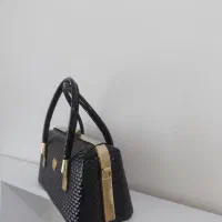 کیف|کیف، کفش، کمربند|چالوس, |دیوار