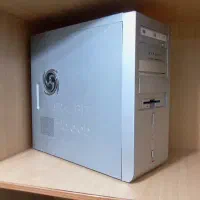 کیس کامل با قطعات مختلف