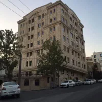 شرق-مرزداران-94متر-دو-نبش-نورگیر