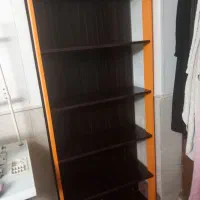 کمد یا قفسه در حد