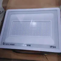 پرژکتور ۱۰۰ وات یکتا افروز