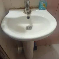 پایه دار ، سالم ، بدون ترک  درحد نو ،بدون شیر