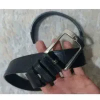 ۲ عدد کمربند سالم سالم بدون سگک معاوضه هم میکنم