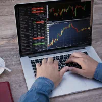 استخدام تریدر خانم