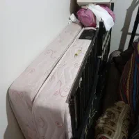 دو عدد تشک یه نفره و تخت