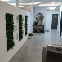 همکاری با اپراتور لیزر پیراپزشک