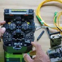 فیوژن فیبر نوری درخانه