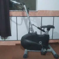 دوچرخه ثابت تمیز