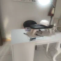 میز ناخن فروشی