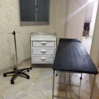 تخت معاینه پایه سروم و ترولی
