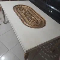 میز ناهاری خوری