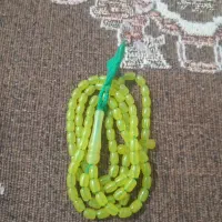 یک عددتسبیح به فروش می‌رسد