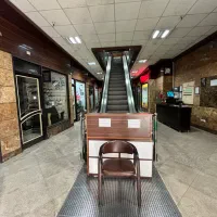 مغازه ۱۴ متری با ملکیت در همکف پاساژ پارس