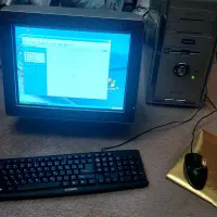 کامپیوتر کامل به همراه مانیتور، کیس، کیبورد و موس