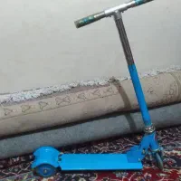 دو عدد اسکوتر بچه گانه