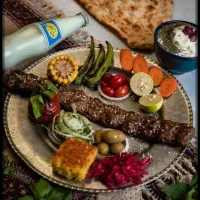 استخدام نیروی رستوران منقل دار و تخته کار