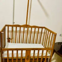 تخت گهواره ای نوزاد چوبی